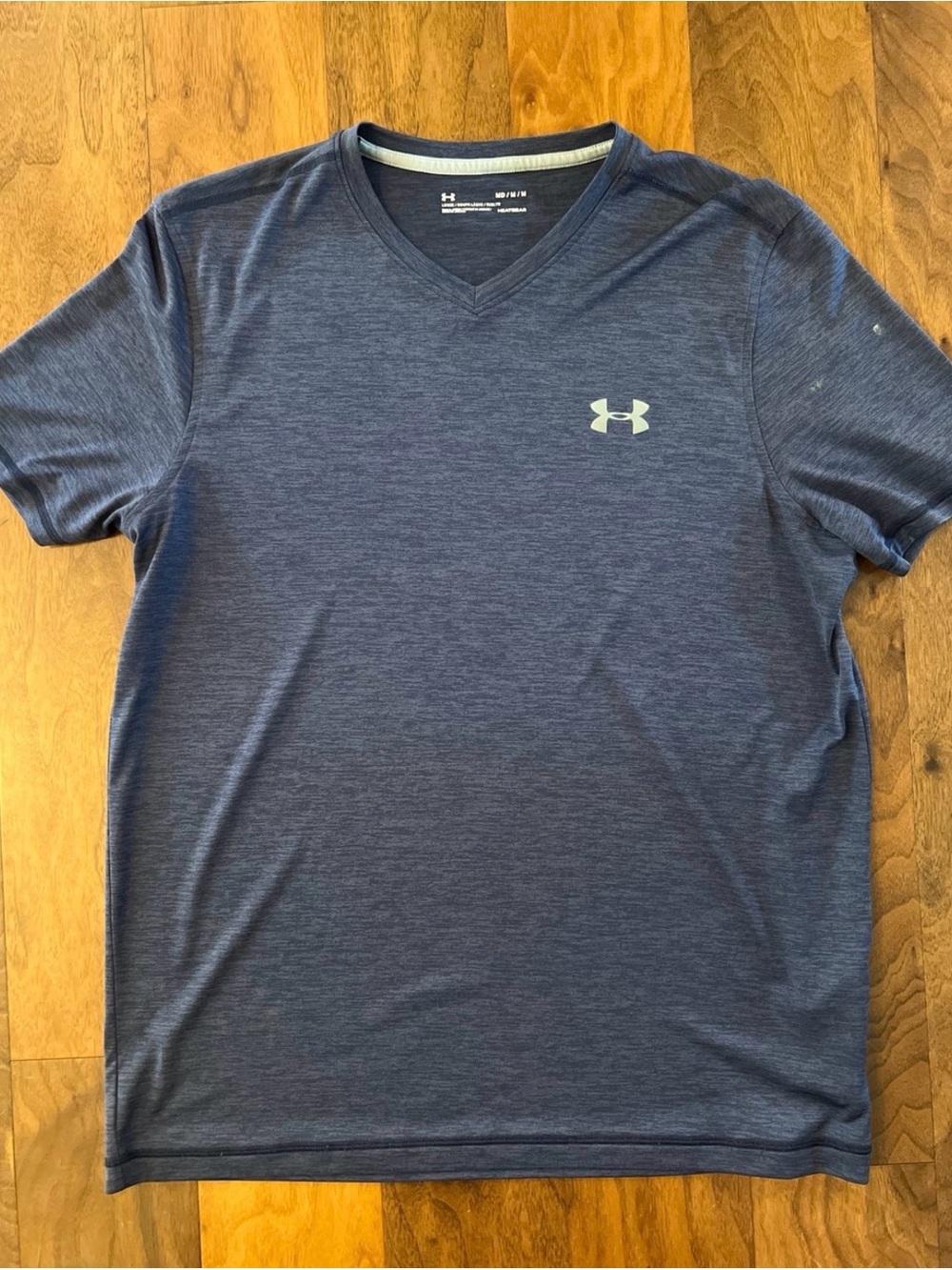 Under Armour Men’s Heathered Navy V-Neck Performance Tee